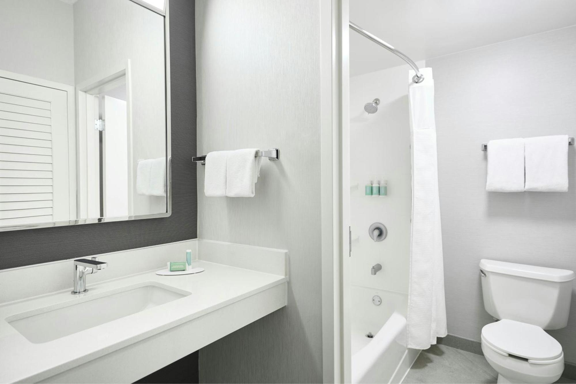 Courtyard St. Louis Creve Coeur Ξενοδοχείο Εξωτερικό φωτογραφία