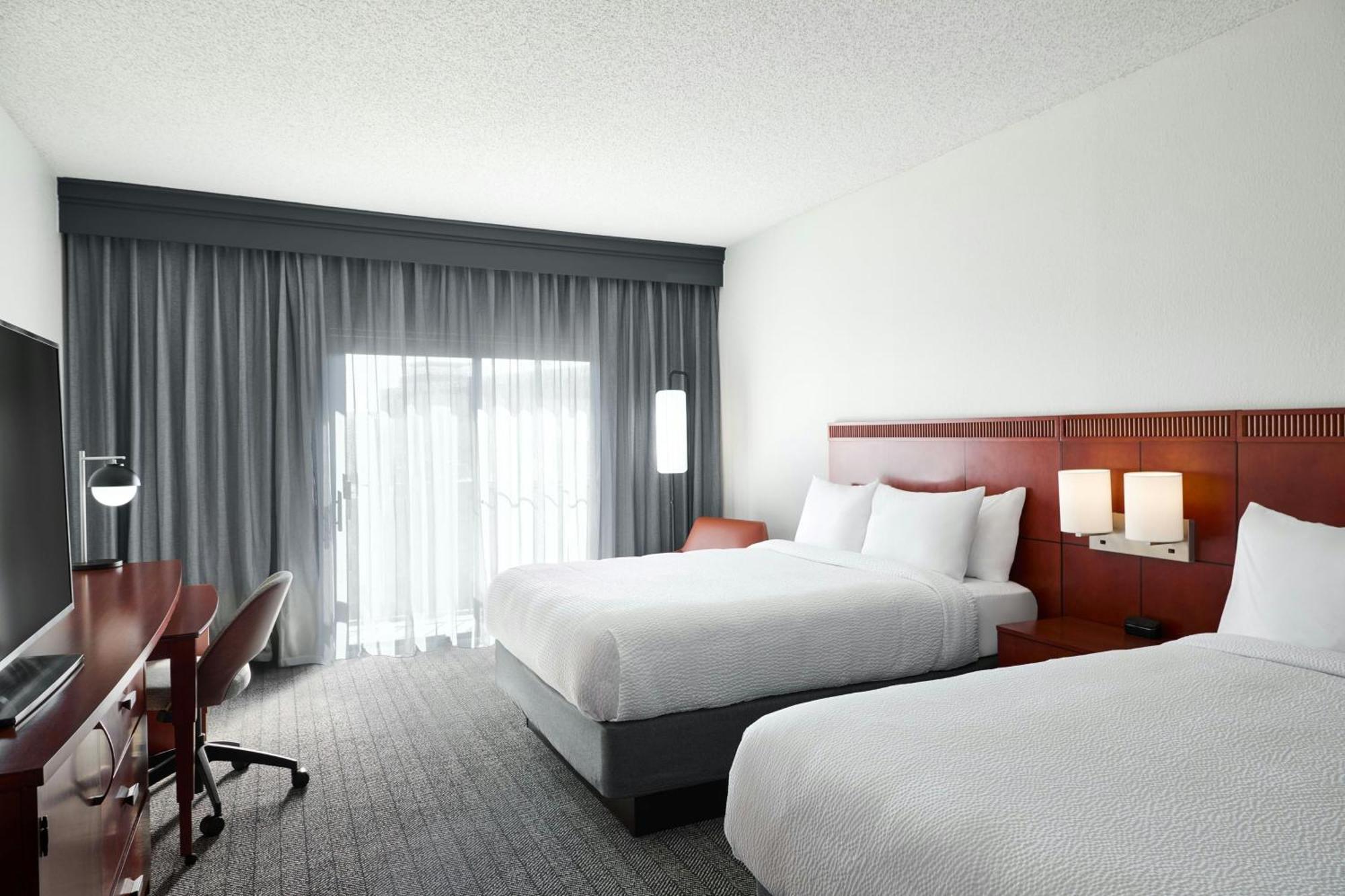 Courtyard St. Louis Creve Coeur Ξενοδοχείο Εξωτερικό φωτογραφία
