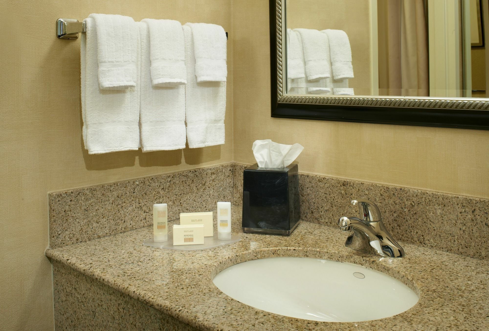 Courtyard St. Louis Creve Coeur Ξενοδοχείο Δωμάτιο φωτογραφία